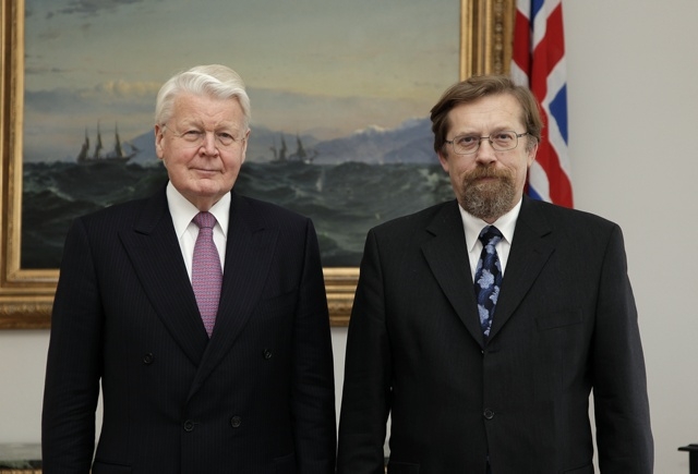 Sendiherra Eistlands gagnvart &Iacute;slandi, Simmu Tiik.